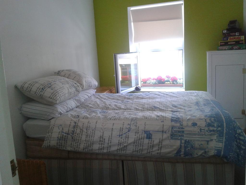 The Crows Nest Holiday Home Burry Port Zimmer foto